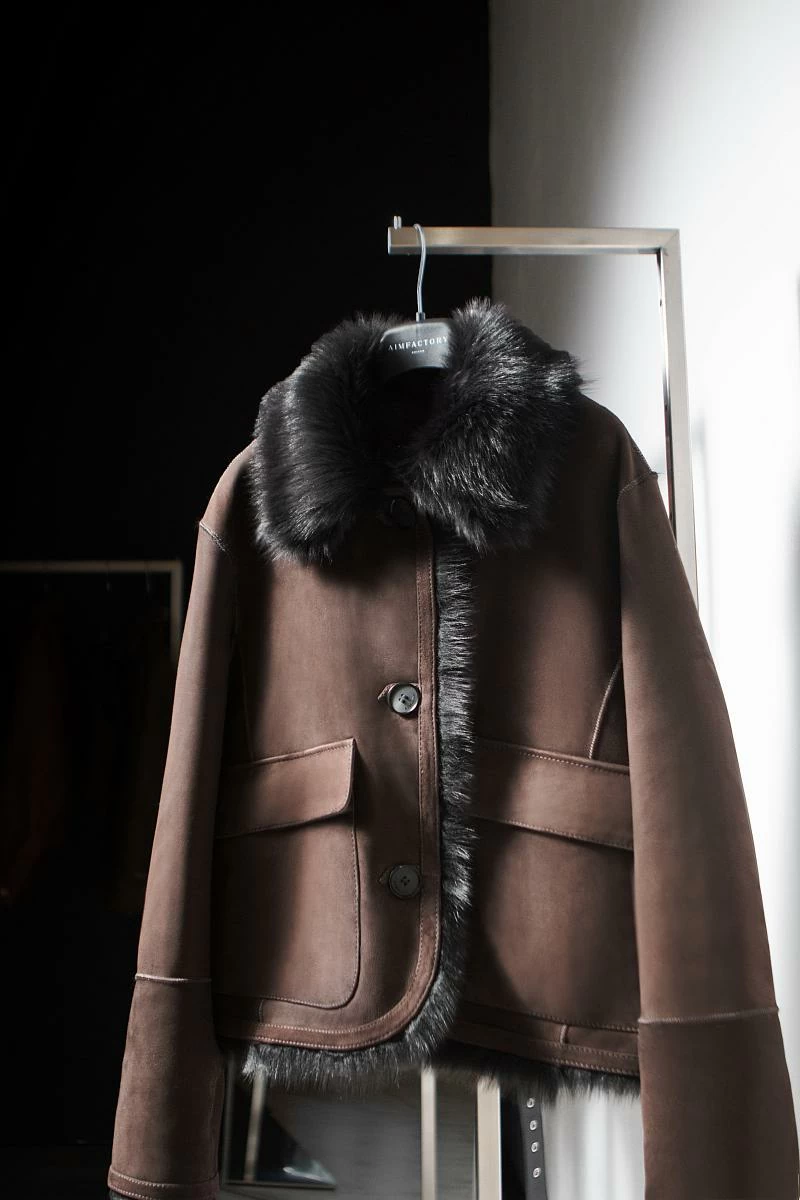 Шуба двусторонняя Oversize Горький шоколад - 3