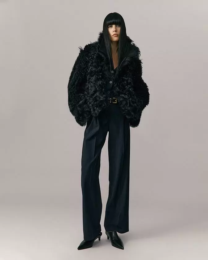 Шуба двусторонняя укороченная Oversize Чёрный