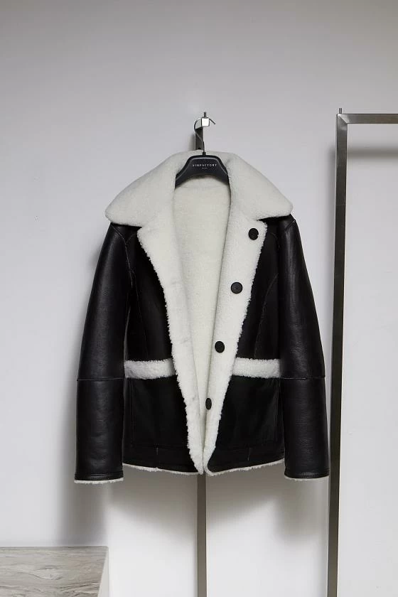 Шуба двусторонняя Oversize Черный с белым 