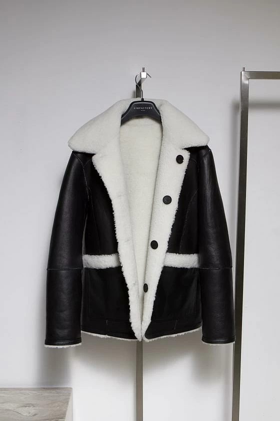 Шуба двусторонняя Oversize Черный с белым 