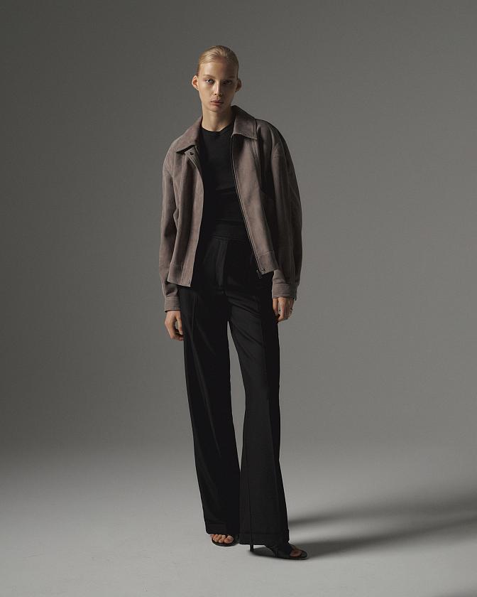 Бомбер в замше Серый опал